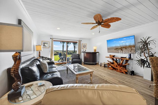 31 S Forest Beach Dr Apt 51, Hilton Head Island, SC 29928