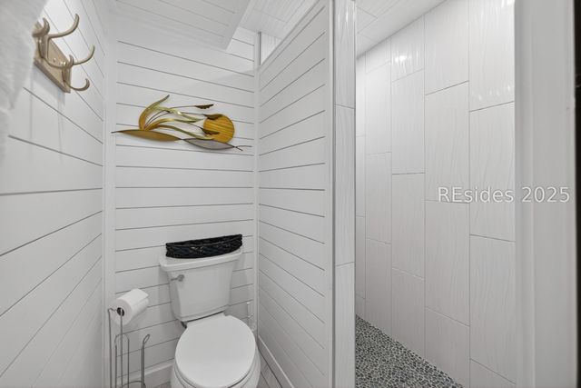 31 S Forest Beach Dr Apt 51, Hilton Head Island, SC 29928