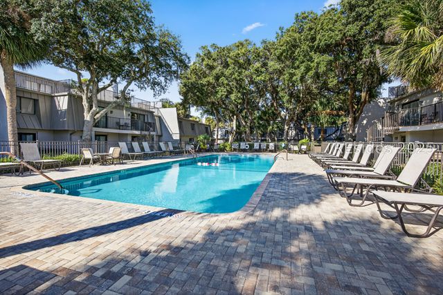 31 S Forest Beach Dr Apt 51, Hilton Head Island, SC 29928