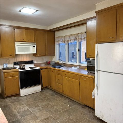 79 Chestnut Street, Oneonta, NY 13820