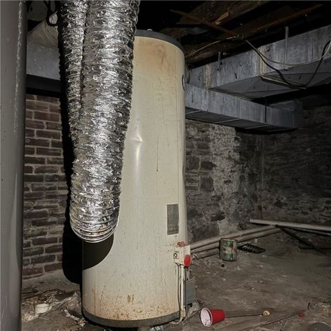 79 Chestnut Street, Oneonta, NY 13820