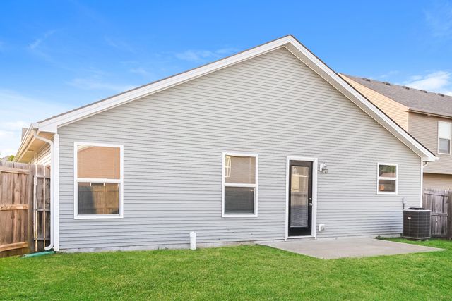 2204 Walcot Way, Lexington, KY 40511