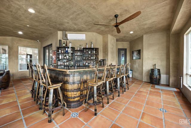 17609 Legend Oaks Lane, Bakersfield, CA 93314