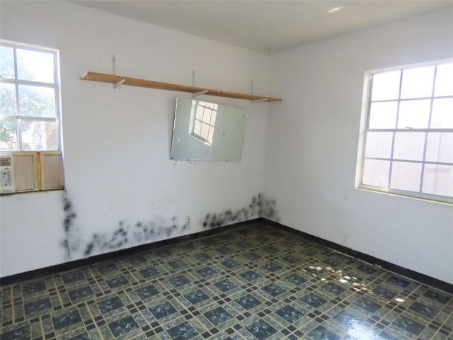 3911 W LEILA AVENUE, Tampa, FL 33616