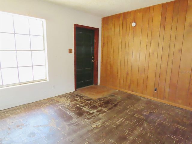 3911 W LEILA AVENUE, Tampa, FL 33616