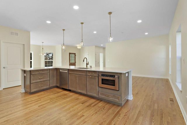 W3794 Beaver DRIVE, Lake Geneva, WI 53147