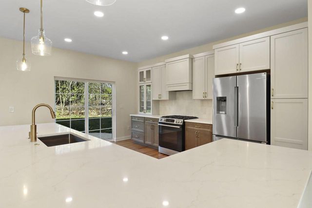 W3794 Beaver DRIVE, Lake Geneva, WI 53147