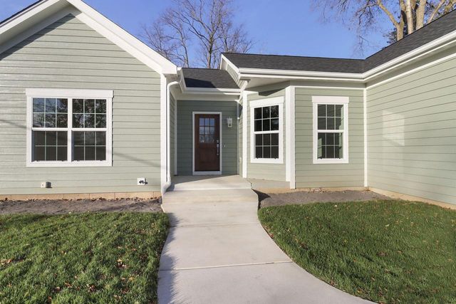 W3794 Beaver DRIVE, Lake Geneva, WI 53147