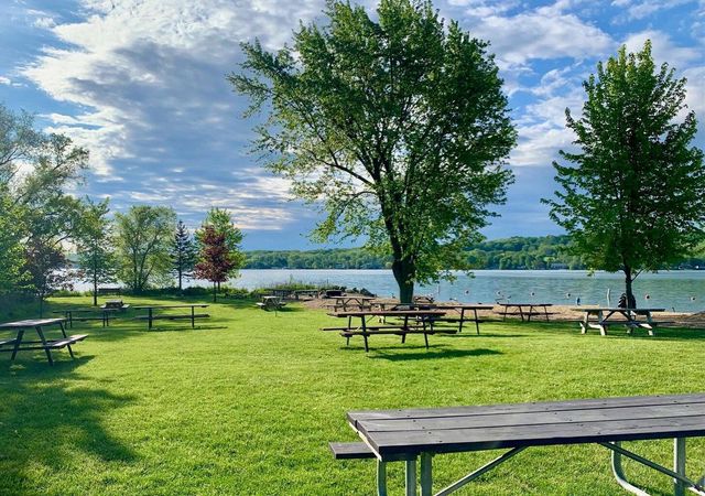 W3794 Beaver DRIVE, Lake Geneva, WI 53147