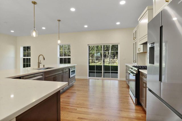 W3794 Beaver DRIVE, Lake Geneva, WI 53147