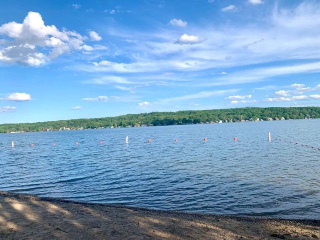 W3794 Beaver DRIVE, Lake Geneva, WI 53147