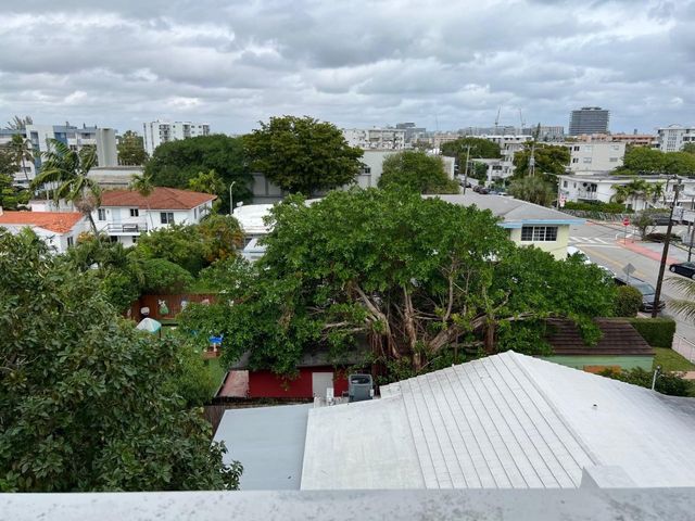 7800 Carlyle Avenue 5E, Miami Beach, FL 33141