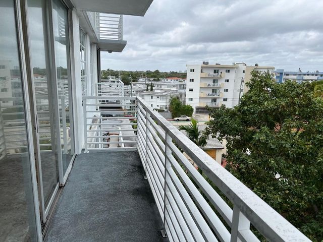 7800 Carlyle Avenue 5E, Miami Beach, FL 33141