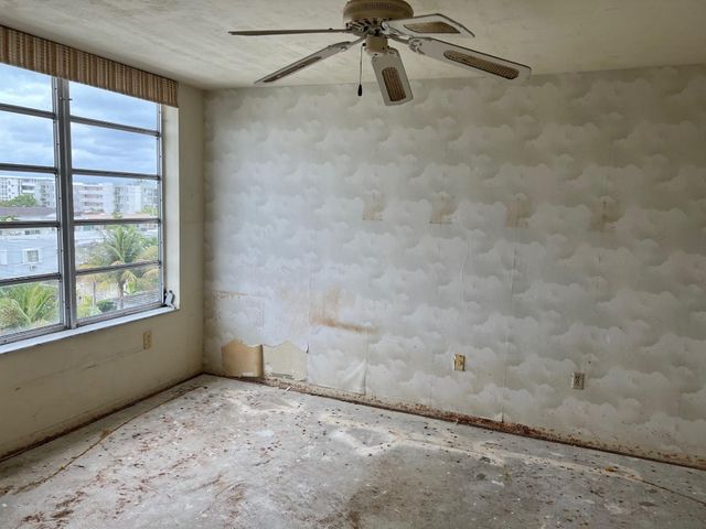 7800 Carlyle Avenue 5E, Miami Beach, FL 33141