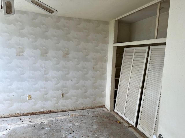 7800 Carlyle Avenue 5E, Miami Beach, FL 33141