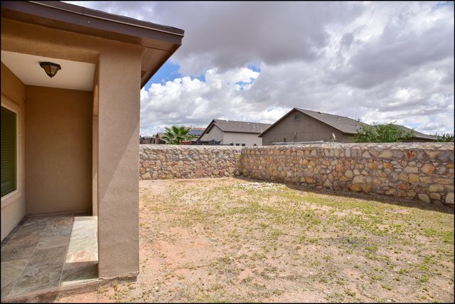 3744 Loma Adriana Drive, El Paso, TX 79938