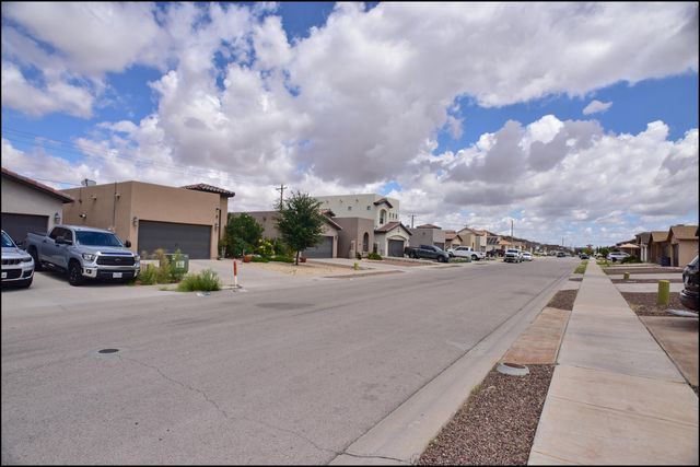 3744 Loma Adriana Drive, El Paso, TX 79938