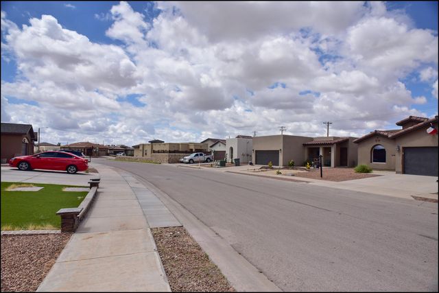 3744 Loma Adriana Drive, El Paso, TX 79938