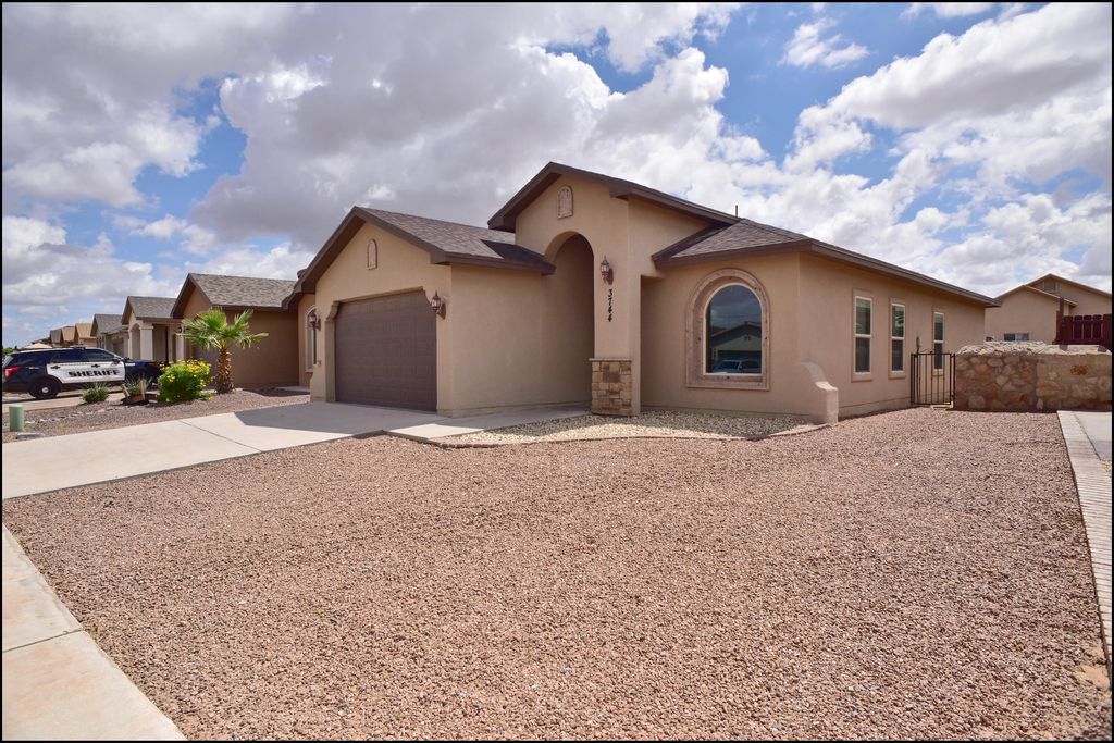 3744 Loma Adriana Drive, El Paso, TX 79938