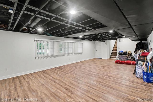 27531 Bell Road, Southfield, MI 48034