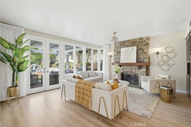 19 Easthill, Trabuco Canyon, CA 92679