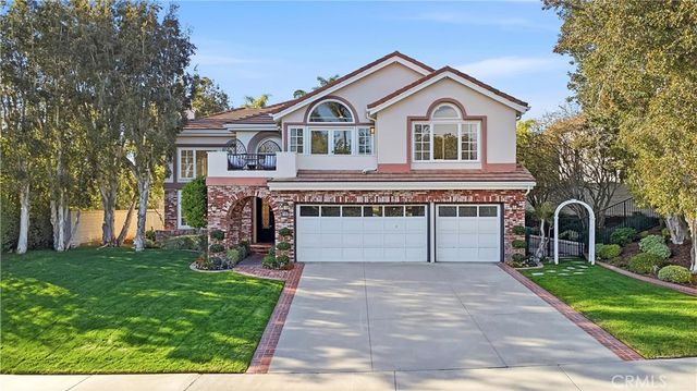 19 Easthill, Trabuco Canyon, CA 92679