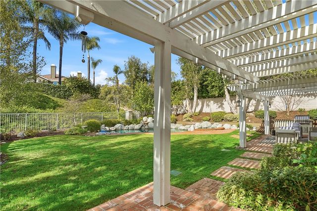 19 Easthill, Trabuco Canyon, CA 92679