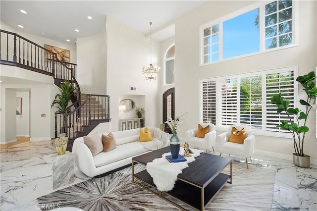 19 Easthill, Trabuco Canyon, CA 92679