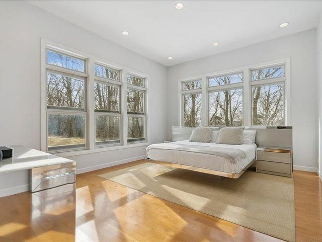 702 Stoneman Court, Fayette, IA 52142