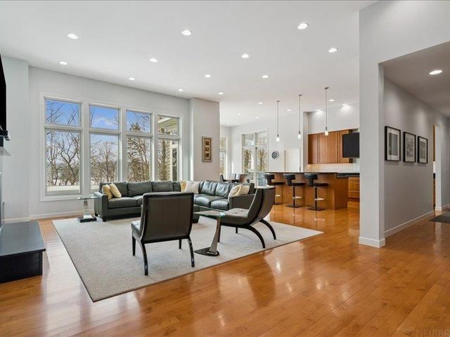 702 Stoneman Court, Fayette, IA 52142