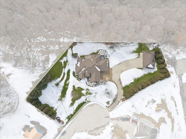 702 Stoneman Court, Fayette, IA 52142