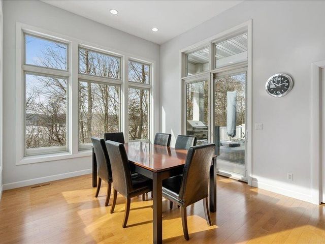 702 Stoneman Court, Fayette, IA 52142