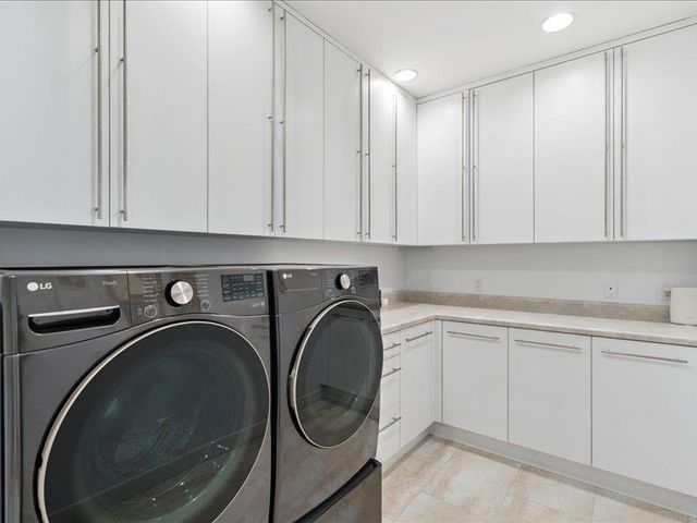 702 Stoneman Court, Fayette, IA 52142