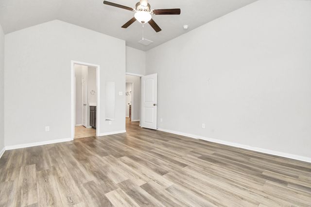 299 Brocks Lane, Montgomery, TX 77356