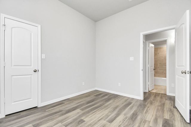 299 Brocks Lane, Montgomery, TX 77356