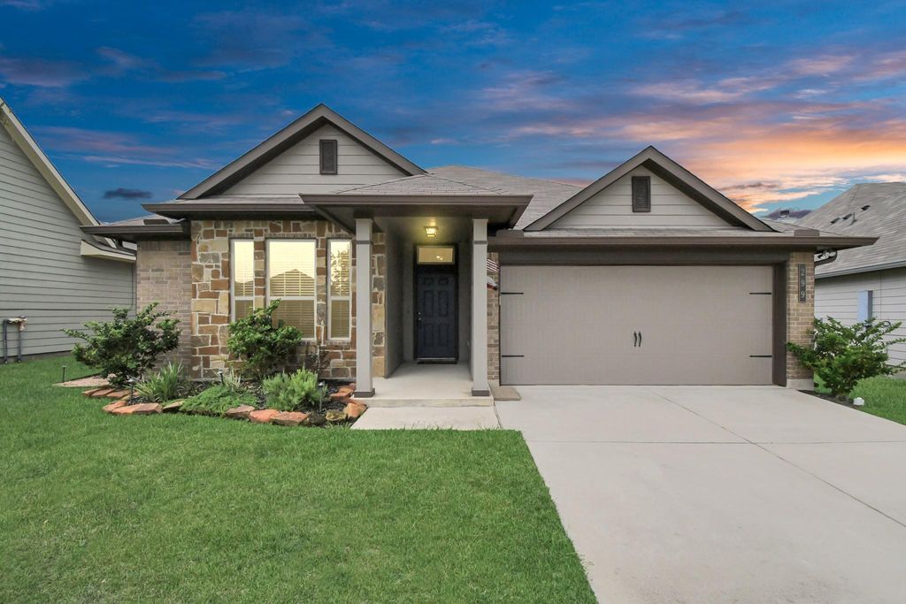 299 Brocks Lane, Montgomery, TX 77356