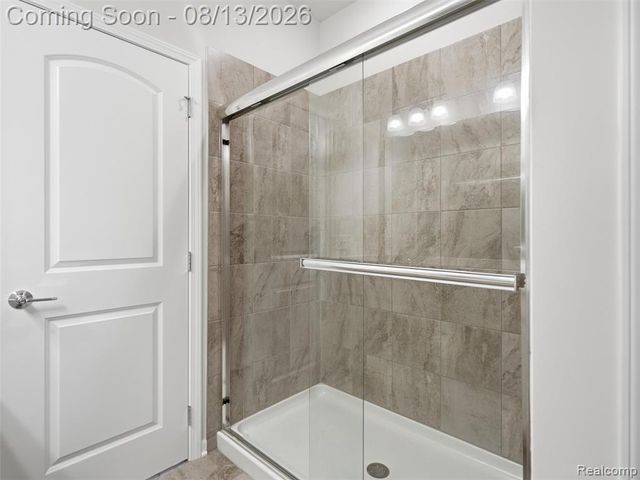 121 Coppice Way, White Lake, MI 48386