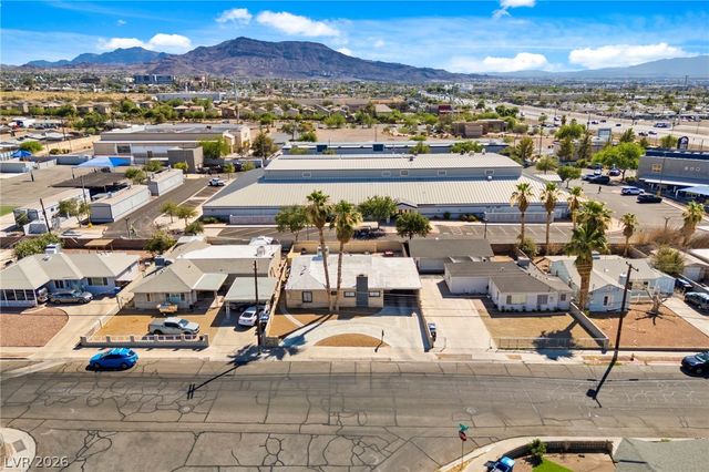 115 Ivy Street, Henderson, NV 89015