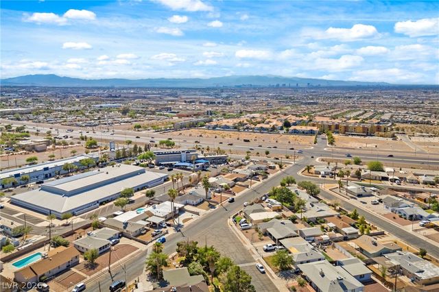 115 Ivy Street, Henderson, NV 89015