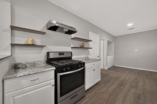 1507 Laird Street, Houston, TX 77008