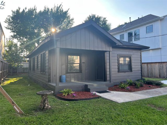 1507 Laird Street, Houston, TX 77008