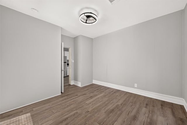 1507 Laird Street, Houston, TX 77008