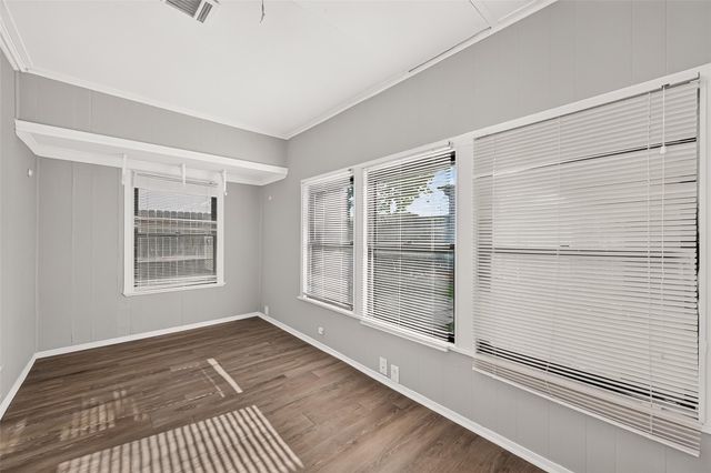 1507 Laird Street, Houston, TX 77008