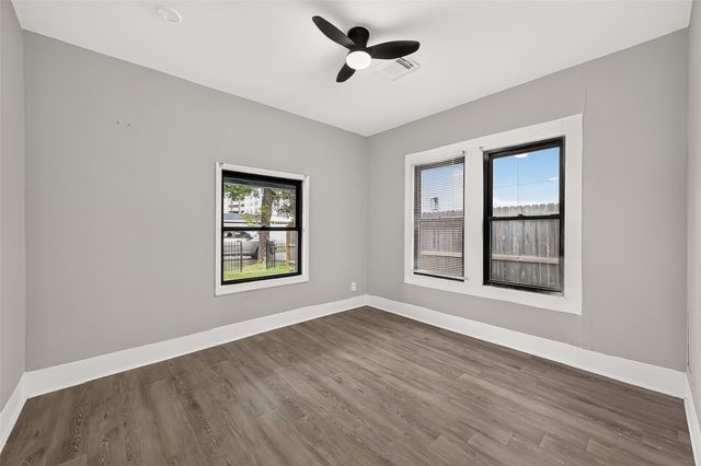 1507 Laird Street, Houston, TX 77008