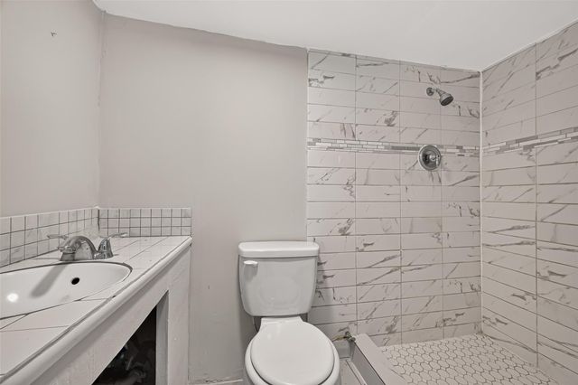 1507 Laird Street, Houston, TX 77008