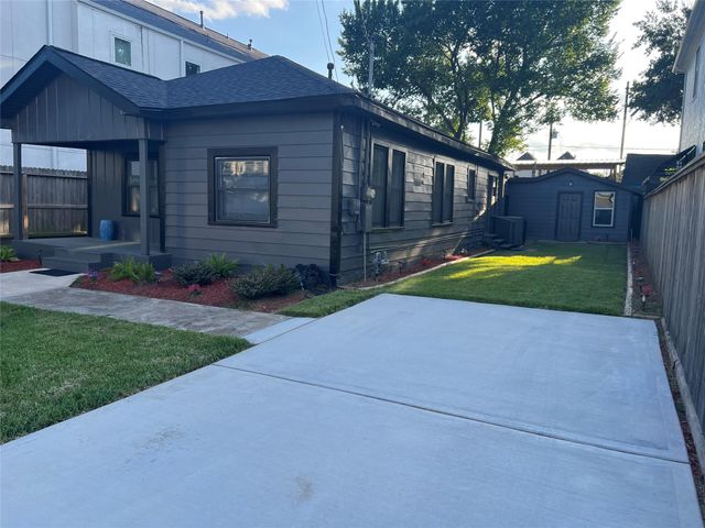 1507 Laird Street, Houston, TX 77008