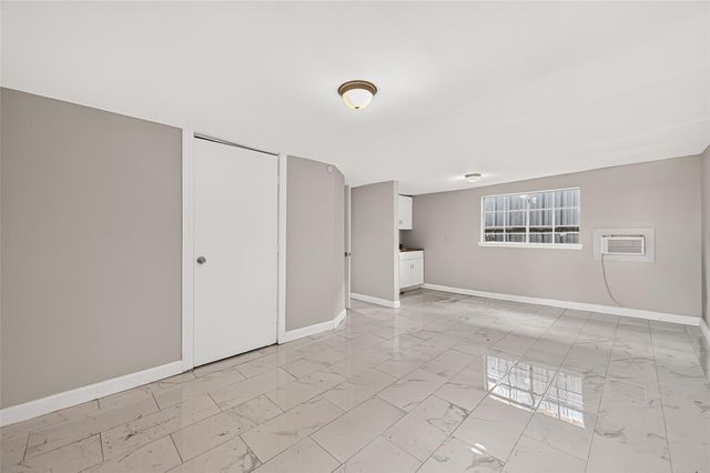 1507 Laird Street, Houston, TX 77008
