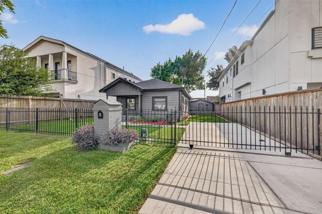 1507 Laird Street, Houston, TX 77008