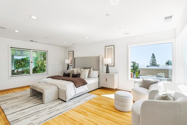 2912 Hillside Drive, Burlingame, CA 94010