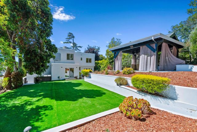 2912 Hillside Drive, Burlingame, CA 94010